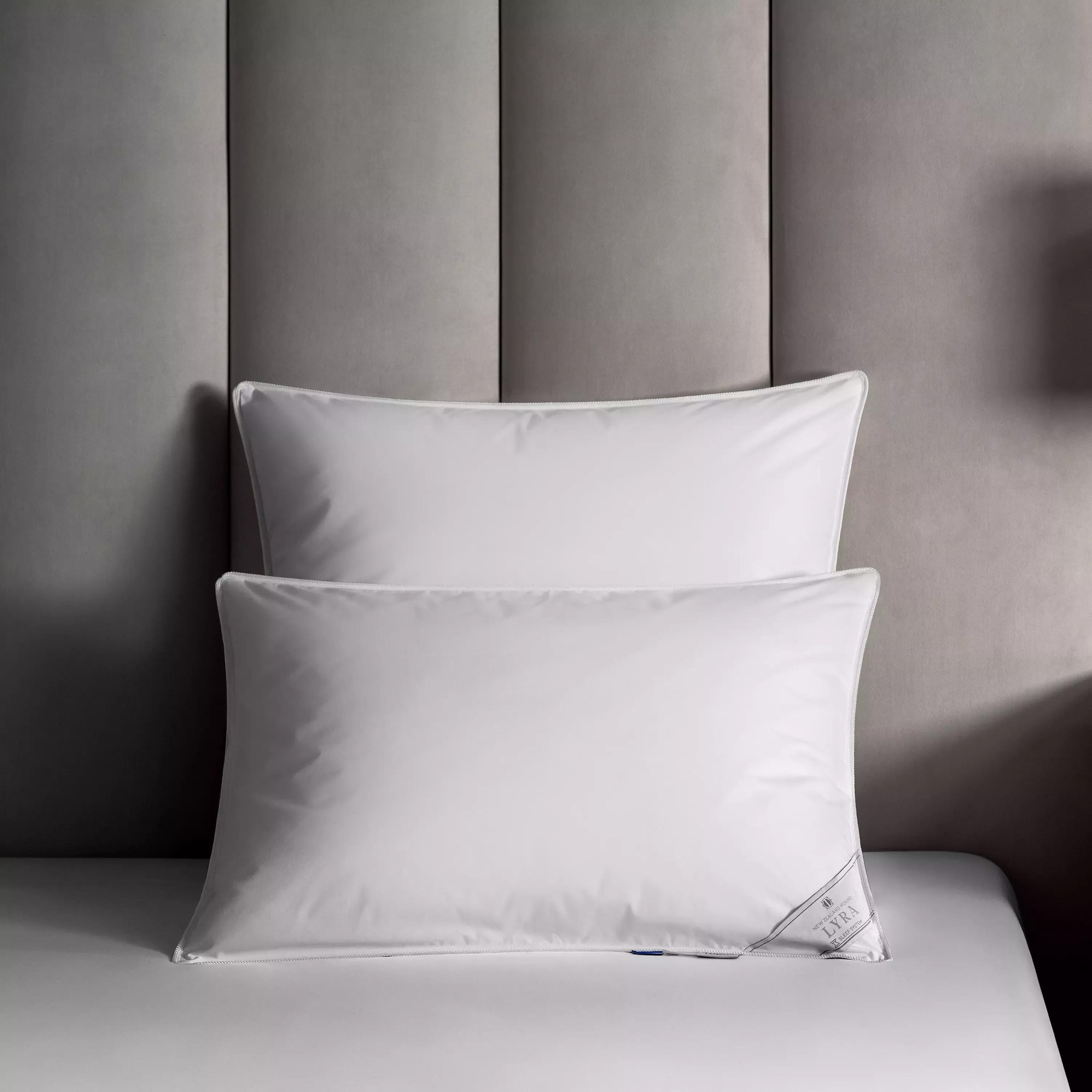 Pillow LYRA   