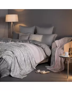 Comforter GINA