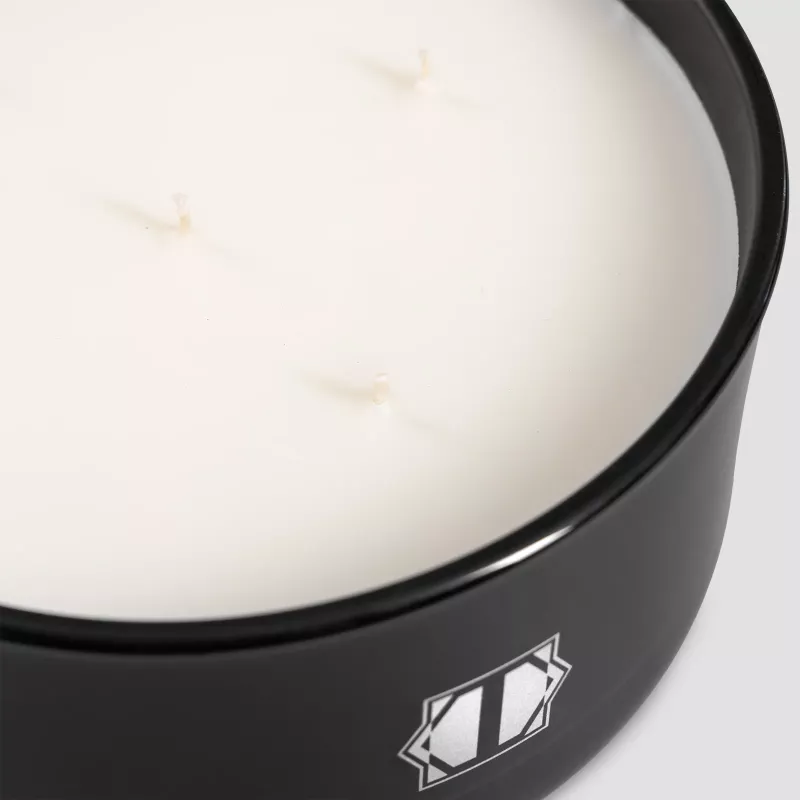 Scented candle BERGAMOT & VIOLET
