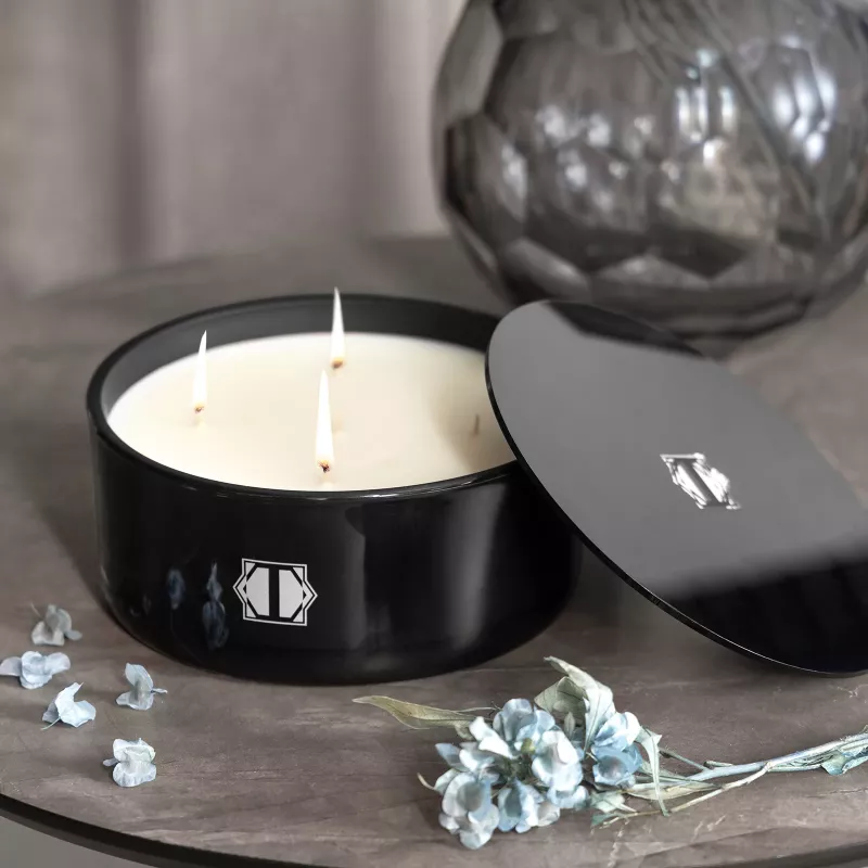 Scented candle BERGAMOT & VIOLET
