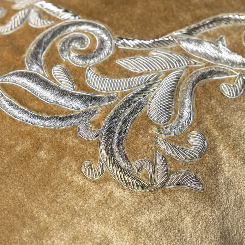 Decorative pillow DAKKERO