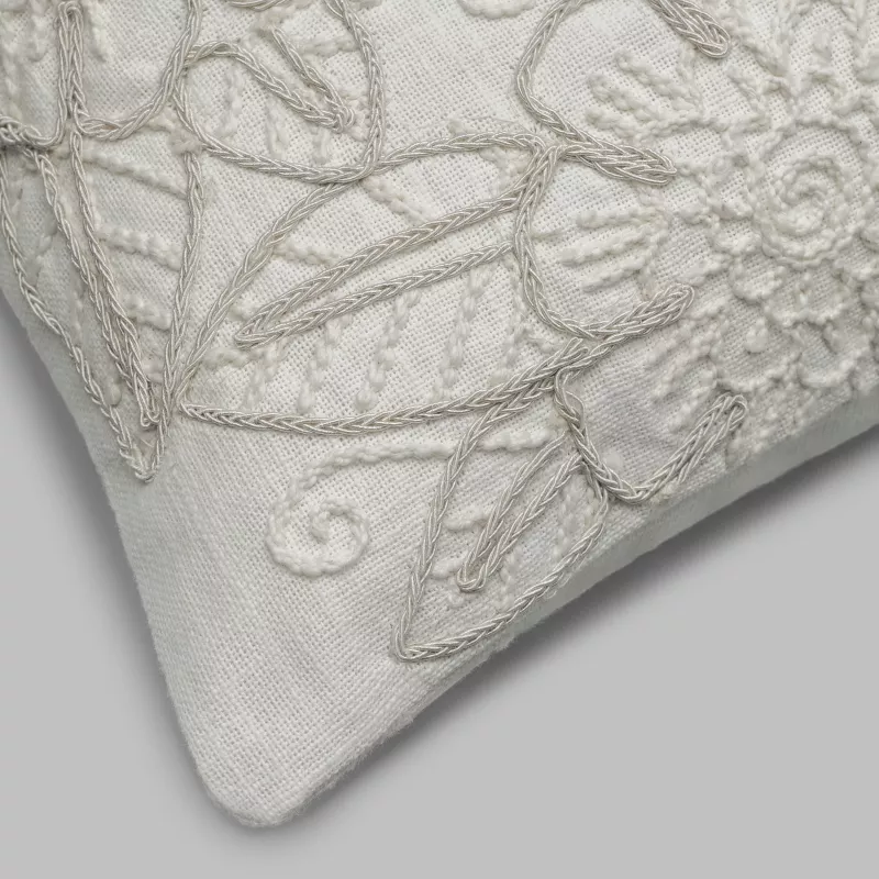 Decorative pillow AGENTO 