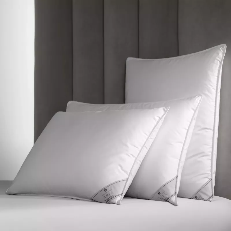Pillow ARIA