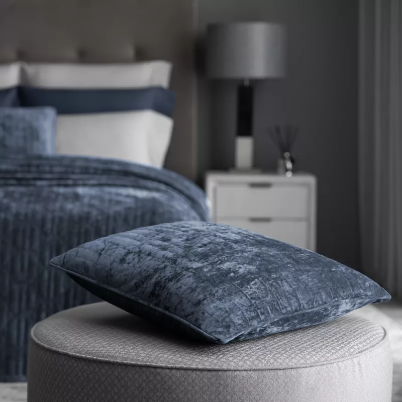 Decorative pillow ARNAS