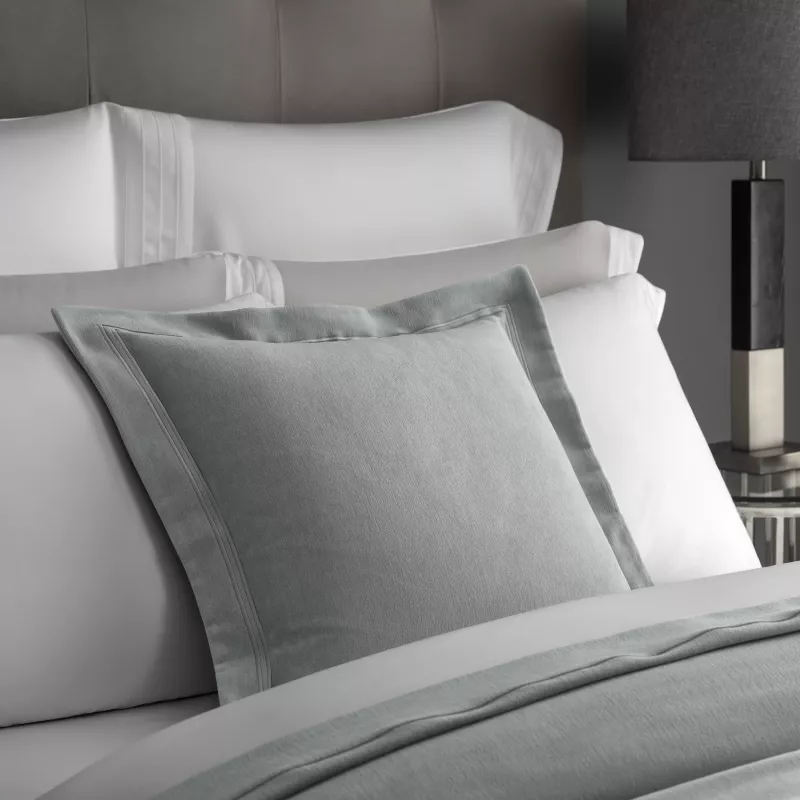 Decorative pillow BELOTTI