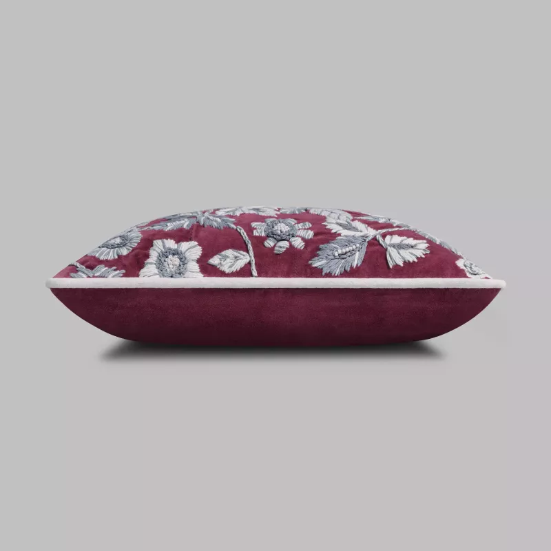 Decorative pillow FERETTA 