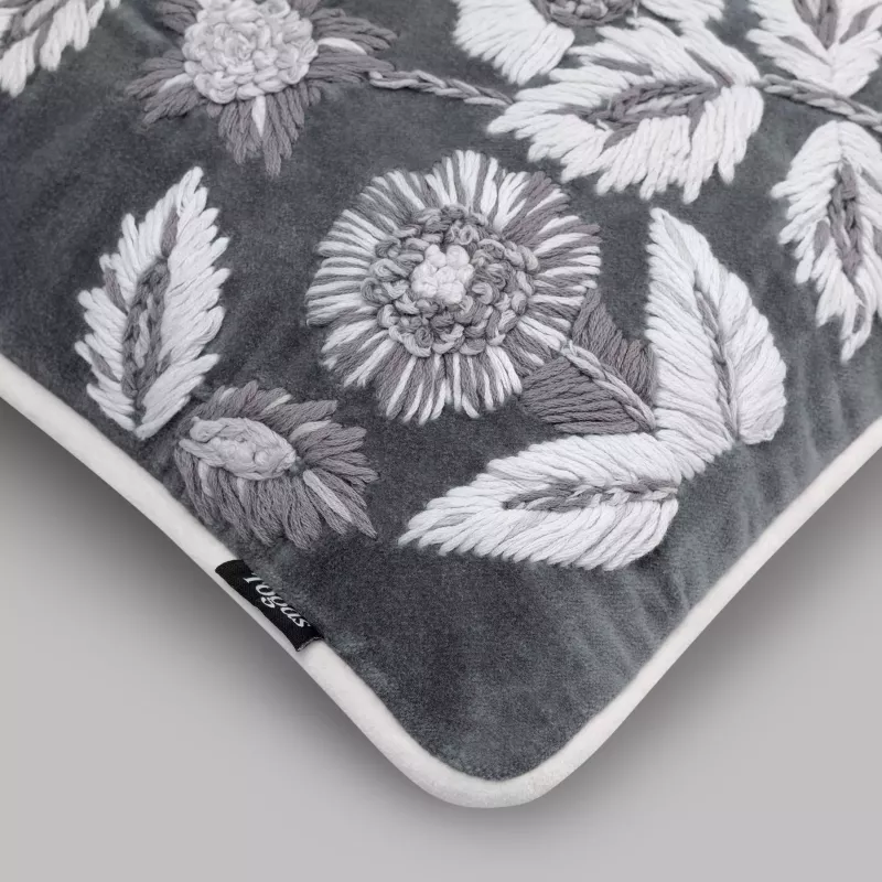 Decorative pillow FERETTA 