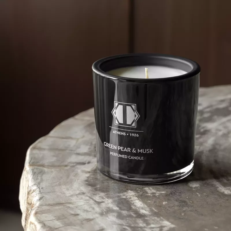 Scented candle GREEN PEAR AND MUSK
