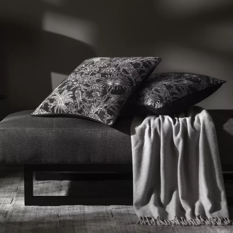 Decorative pillow JUNGLOS