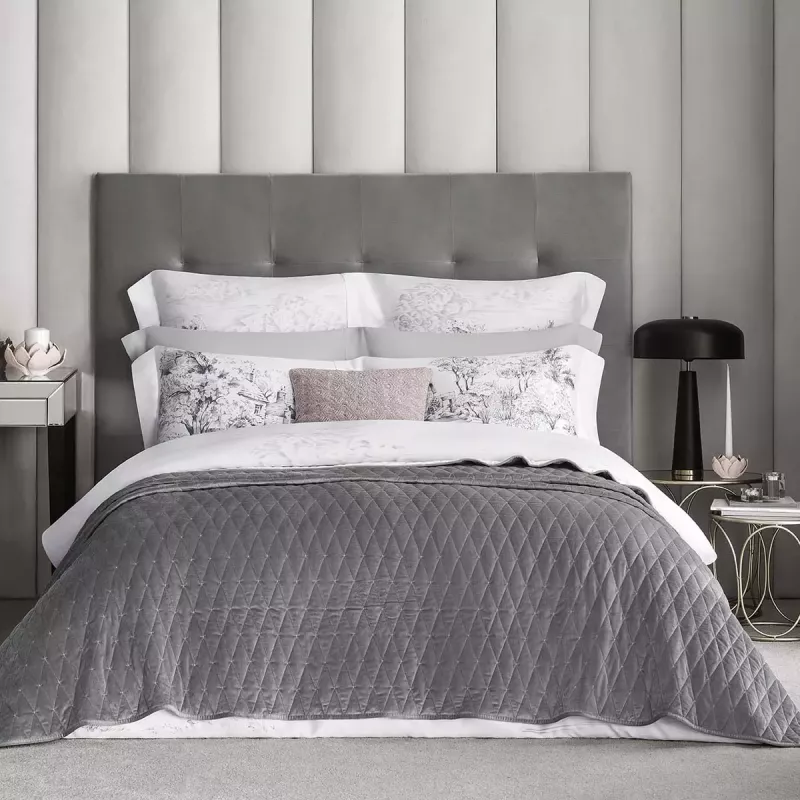 Bedspread MORETTO