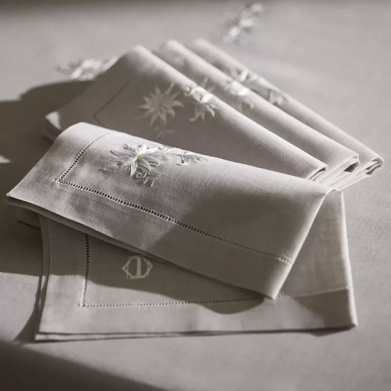 Napkin NELLO