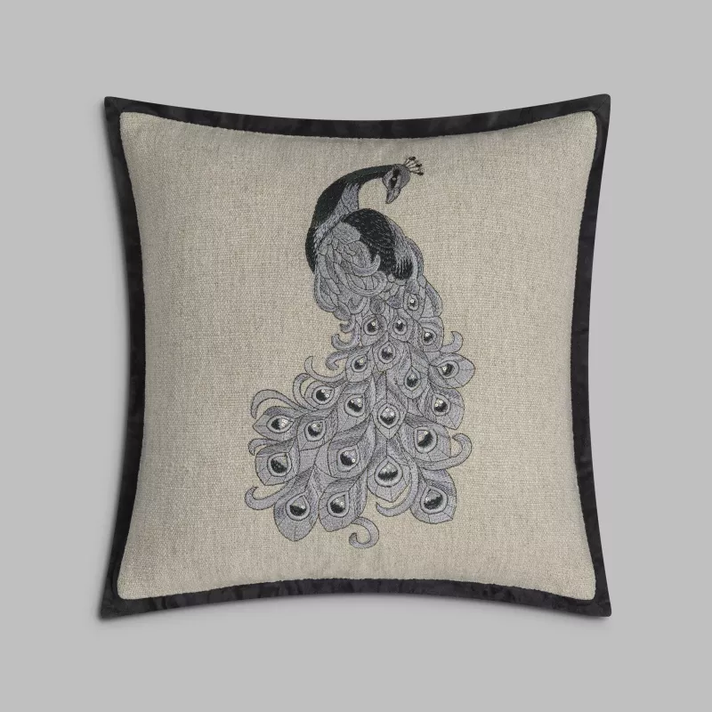 Decorative pillow NOGARA