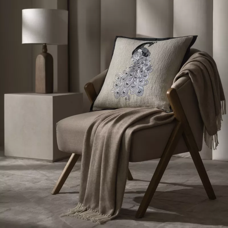 Decorative pillow NOGARA