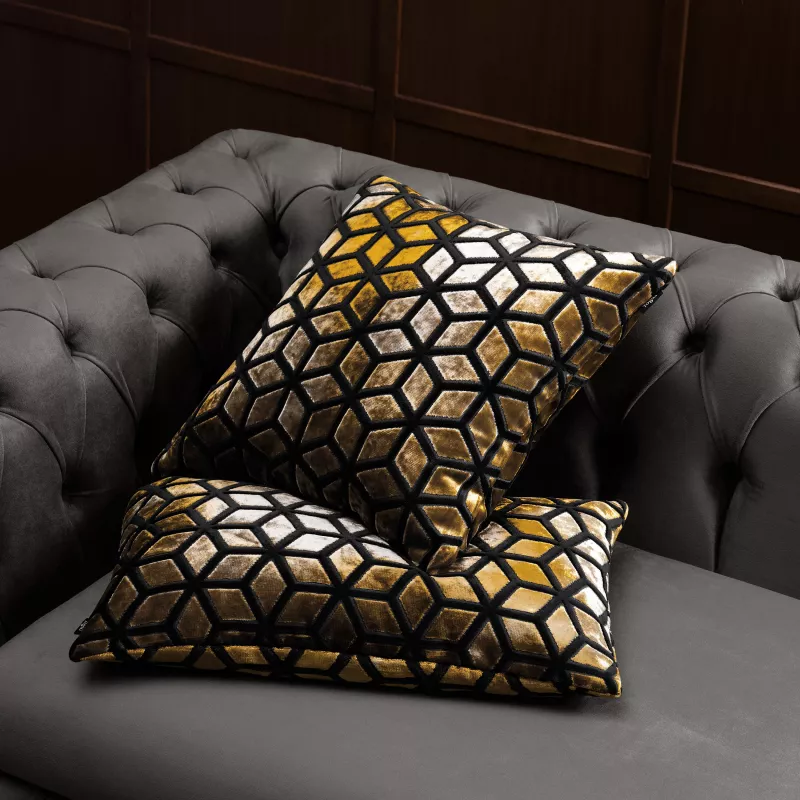 Decorative pillow PILARY 