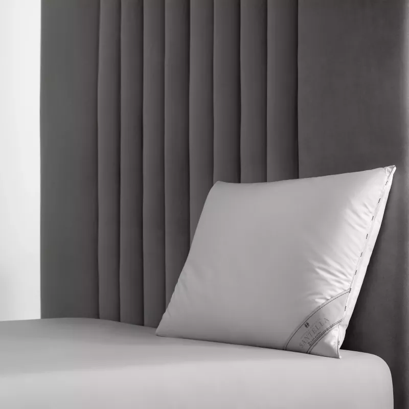 Pillow SANTELLA