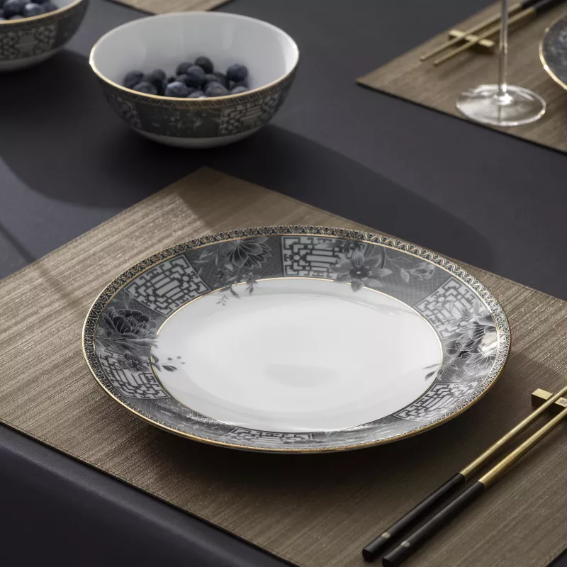  Dinner plate VESPEN