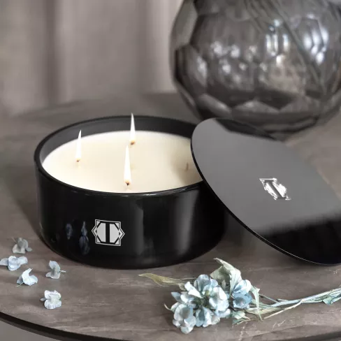 Scented candle BERGAMOT & VIOLET
