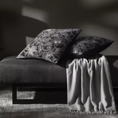 Decorative pillow JUNGLOS