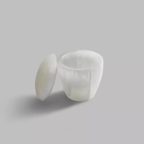 Cotton pads vase LOAN