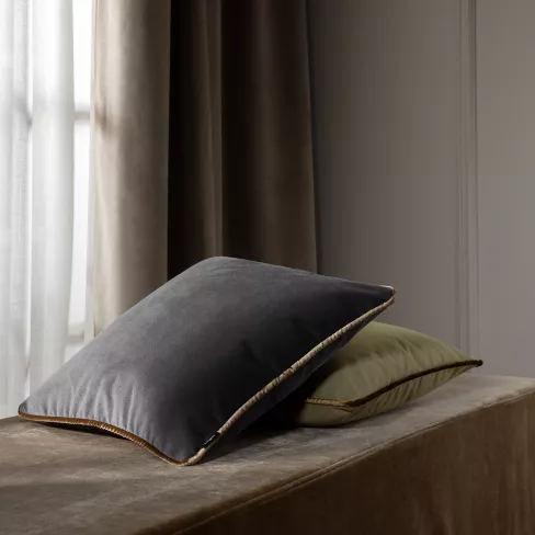 Decorative pillow PLAOUR 
