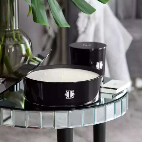 Scented candle BERGAMOT & VIOLET  